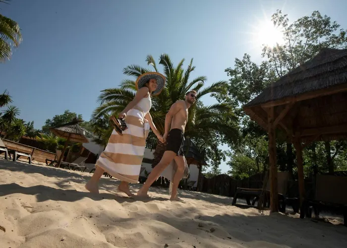 Parque de Campismo Playa Del Sol 6p 3bdrms Aircon P *